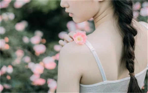 襄垣香港胎儿多大能鉴定性别(香港抽血验男女预约)